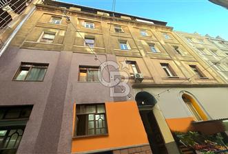 TAKSİM MEYDANA YÜRÜME MESAFESİNDE GENİŞ CEPHELİ KOMPLE BİNA - 1 - 354482