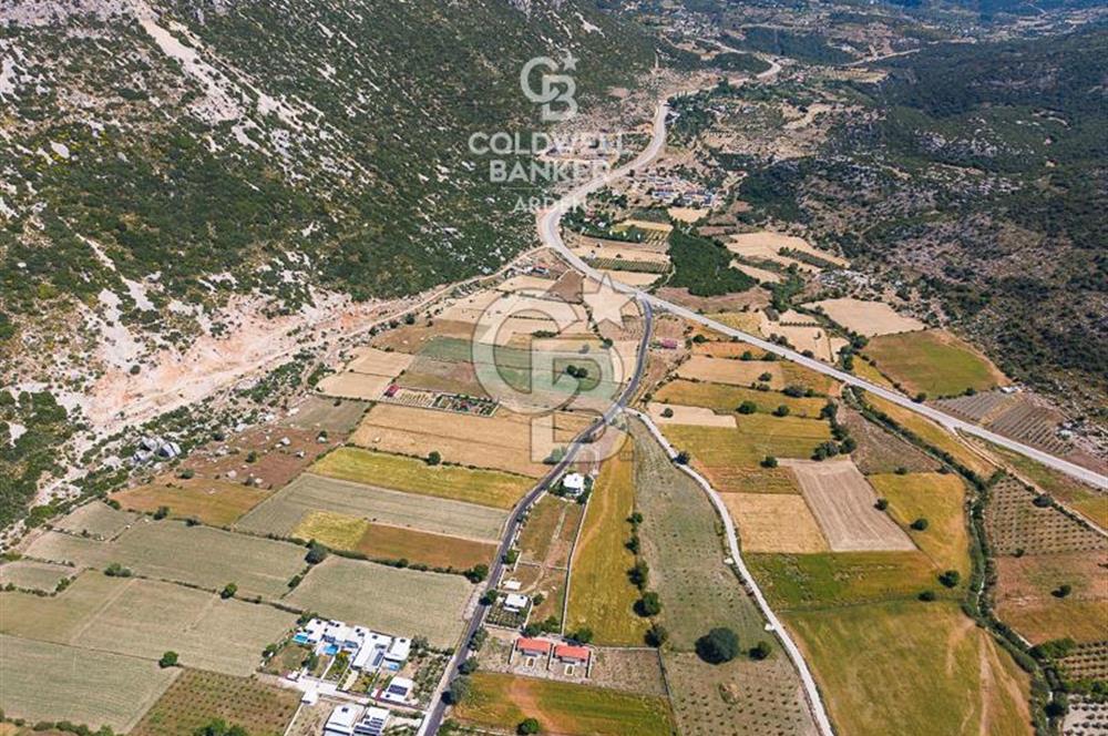 ANTALYA KAŞ BEZİRGAN DA CB ARDEN DEN 8082 m² SATILIK TARLA