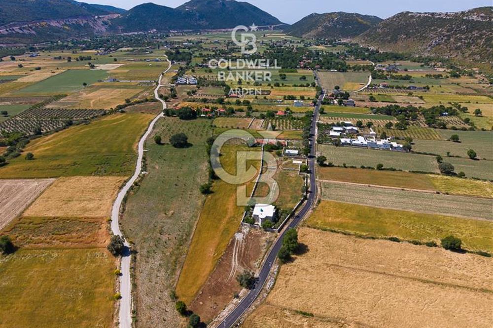 ANTALYA KAŞ BEZİRGAN DA CB ARDEN DEN 8082 m² SATILIK TARLA