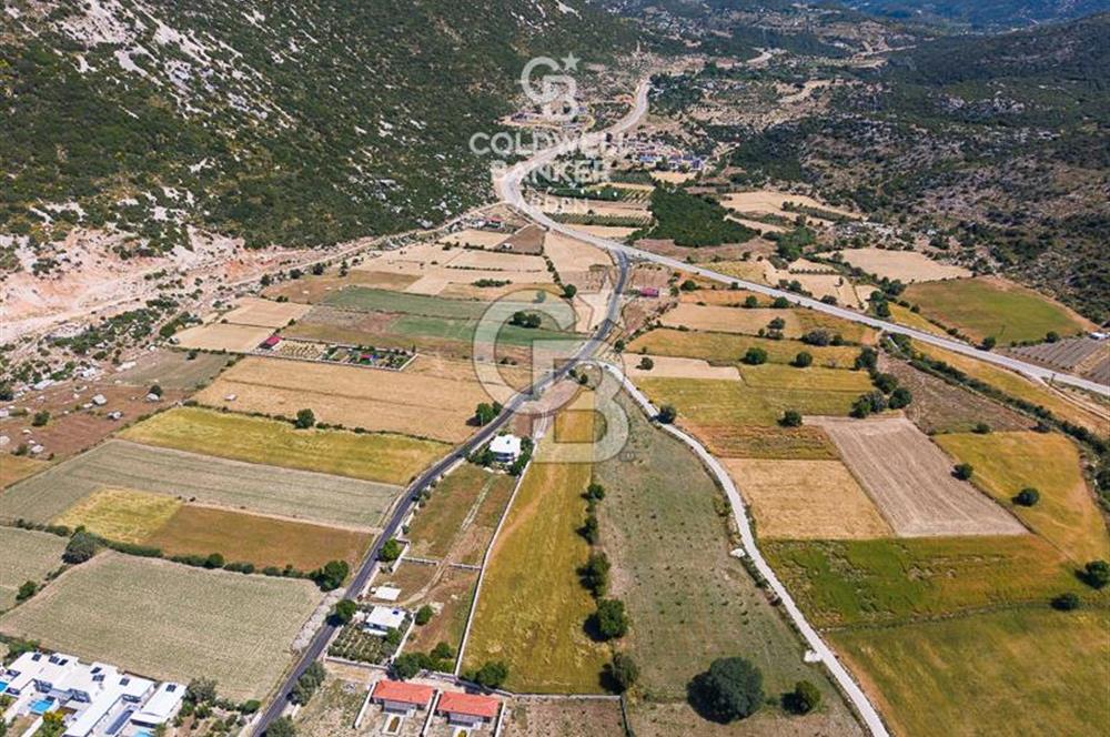 ANTALYA KAŞ BEZİRGAN DA CB ARDEN DEN 8082 m² SATILIK TARLA