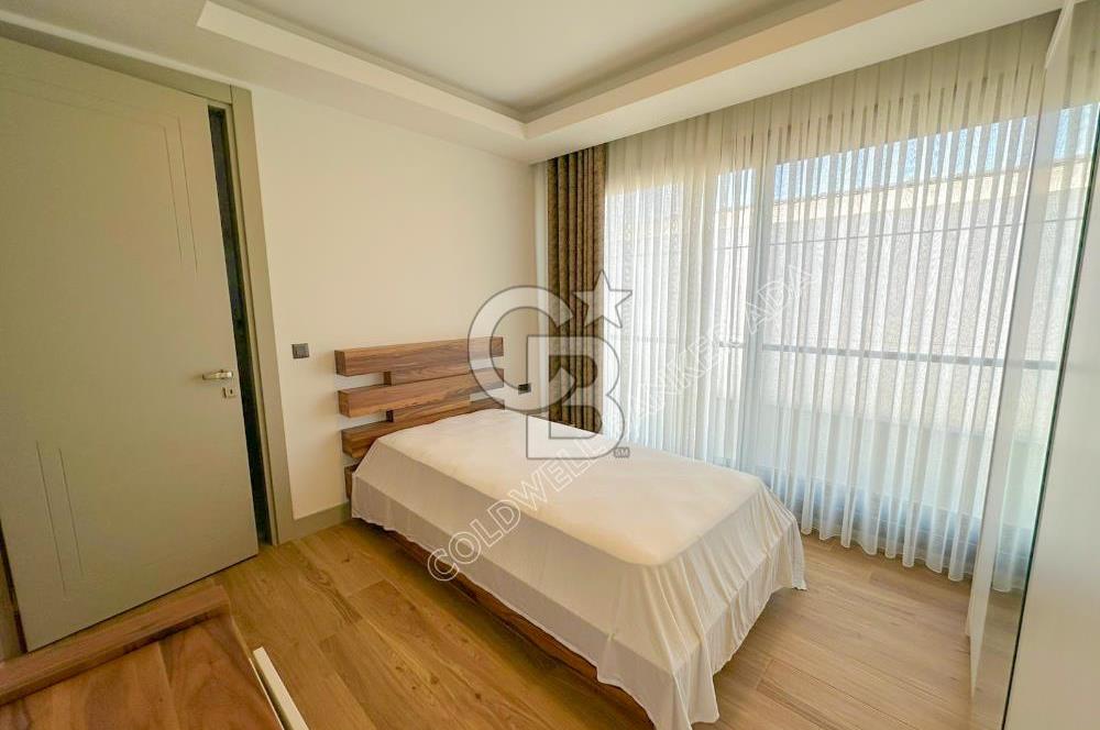SOĞUCAK'TA KİRALIK DENİZ MANZARALI 5+2 TRİPLEKS VİLLA