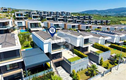 SOĞUCAK'TA KİRALIK DENİZ MANZARALI 5+2 TRİPLEKS VİLLA