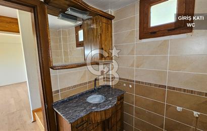 Manisa Yunusemre Sarıkaya Köyü Site İçinde Satılık Villa