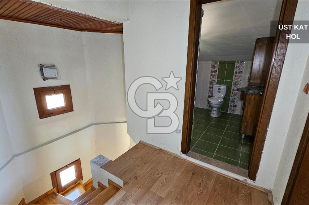 Manisa Yunusemre Sarıkaya Köyü Site İçinde Satılık Villa