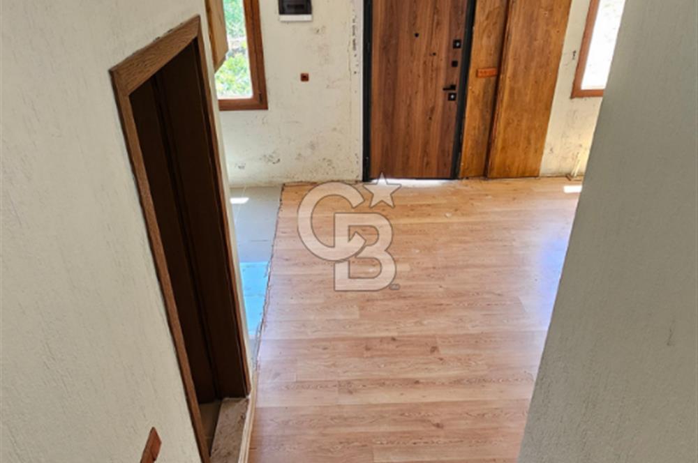 Manisa Yunusemre Sarıkaya Köyü Site İçinde Satılık Villa