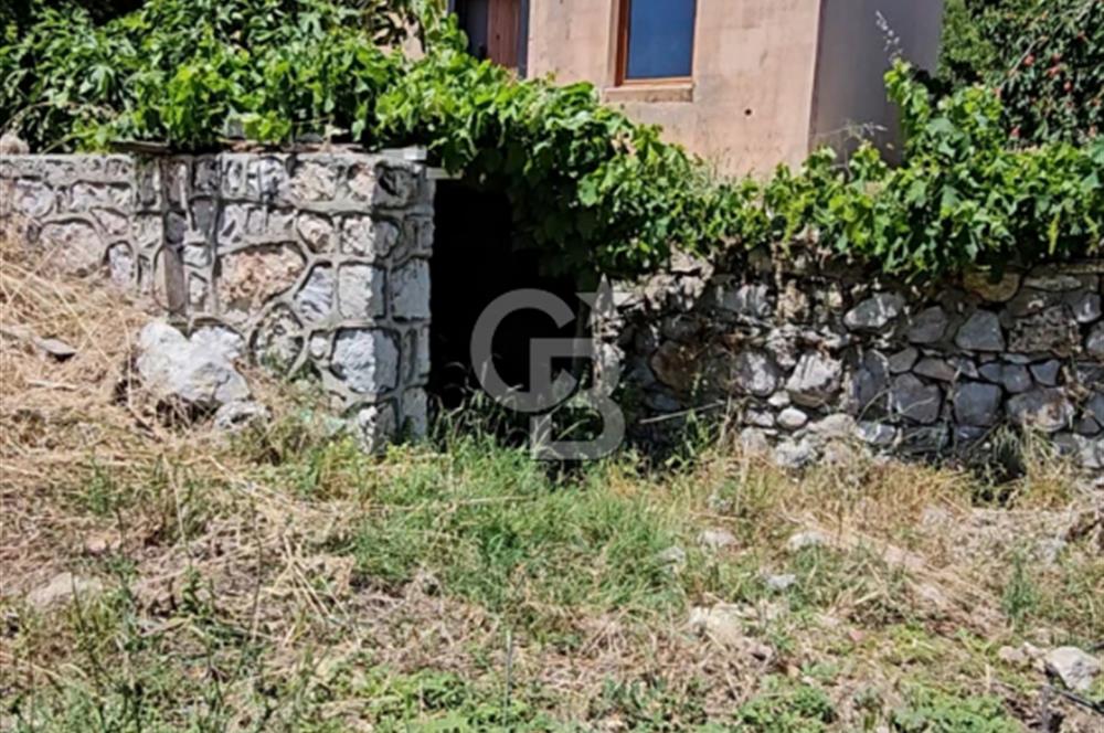 Manisa Yunusemre Sarıkaya Köyü Site İçinde Satılık Villa
