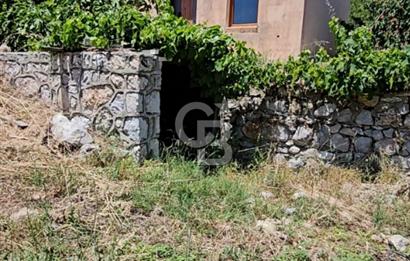Manisa Yunusemre Sarıkaya Köyü Site İçinde Satılık Villa