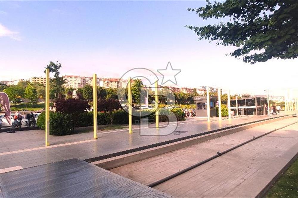 MALTEPE RİTİM İSTANBUL KISMİ DENİZ MANZARALI 65 m2 KİRALIK 1+1 DAİRE FIRSATI