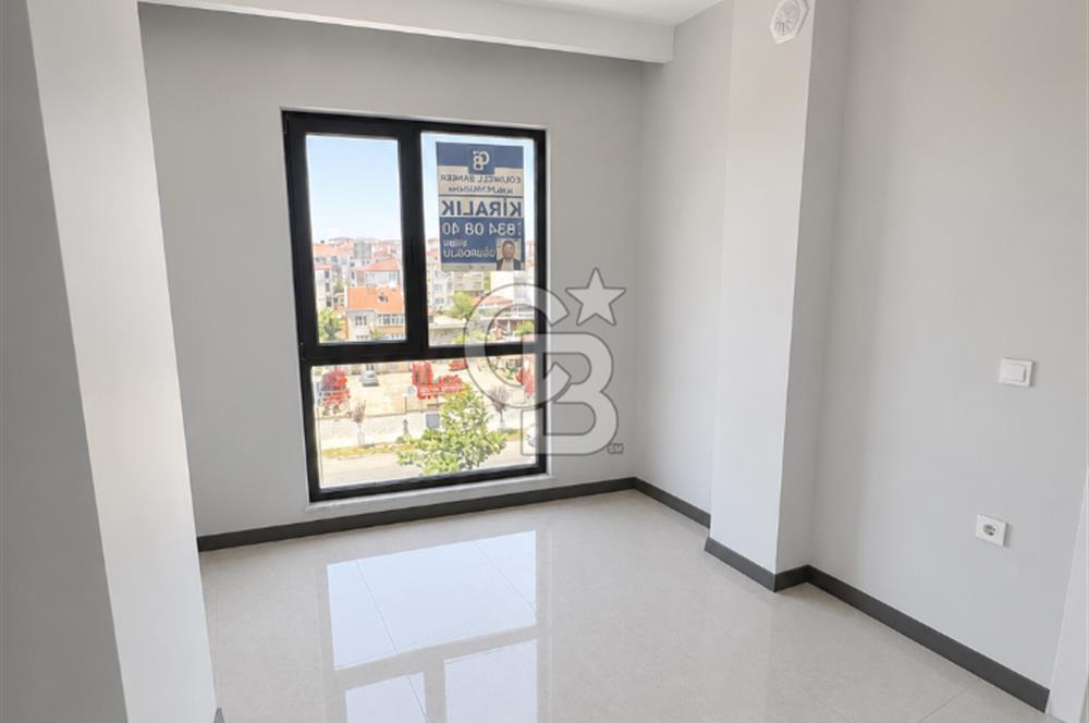 ÇORLU ŞEYHSİNAN MAHALLESİ ANA CADDE ÜZERİNDE SIFIR 1+1 KİRALIK