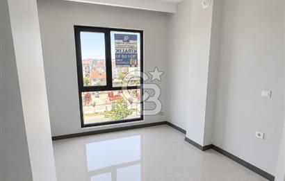 ÇORLU ŞEYHSİNAN MAHALLESİ ANA CADDE ÜZERİNDE SIFIR 1+1 KİRALIK