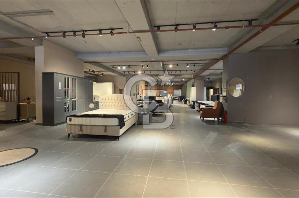 BAĞDAT CADDESİNE CEPHE 1.250 M2(H:3.65) SHOWROOM