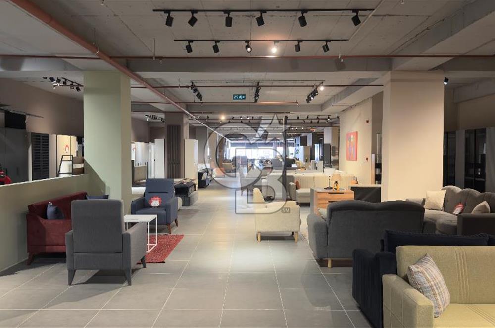 BAĞDAT CADDESİNE CEPHE 1.250 M2(H:3.65) SHOWROOM