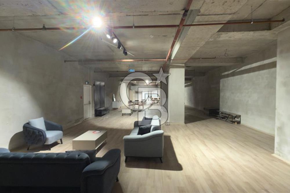 BAĞDAT CADDESİNE CEPHE 1.250 M2(H:3.65) SHOWROOM