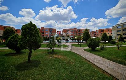 İZMİTTE MARKA SİTEDE  EŞYALI  KİRALIK  GENİŞ  3+1