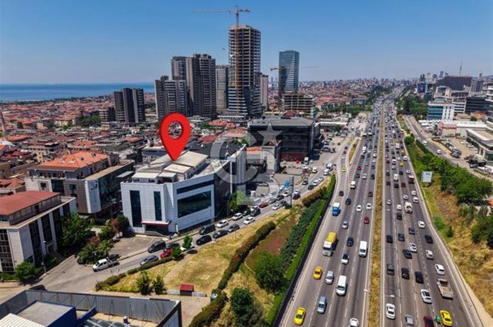 İDEALTEPE E5'TE PRESTİJLİ BİNADA KDVLİ 400 M2 KİRALIK PLAZA KATI