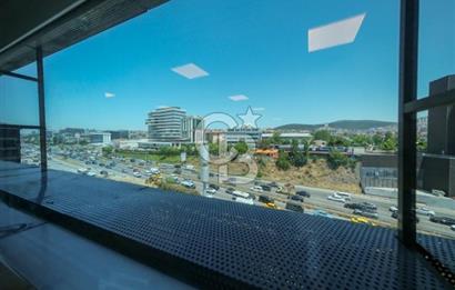 İDEALTEPE E5'TE PRESTİJLİ BİNADA KDVLİ 400 M2 KİRALIK PLAZA KATI