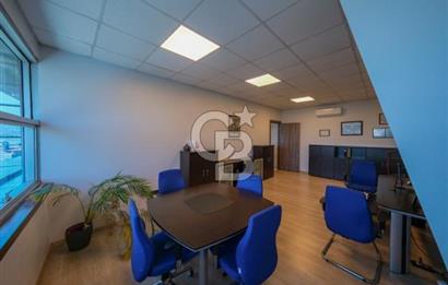İDEALTEPE E5'TE PRESTİJLİ BİNADA KDVLİ 400 M2 KİRALIK PLAZA KATI