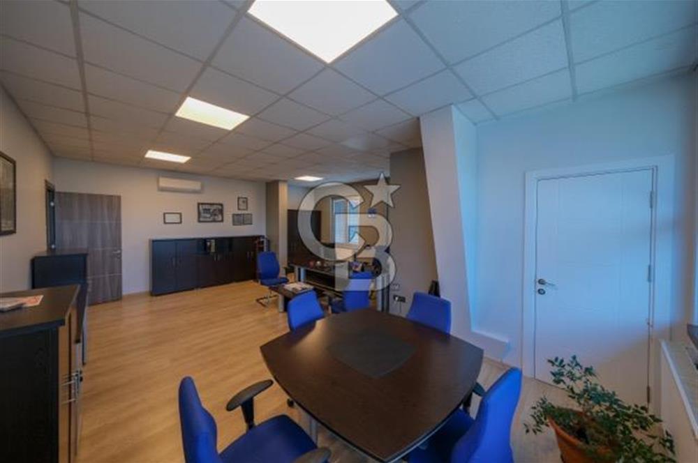 İDEALTEPE E5'TE PRESTİJLİ BİNADA KDVLİ 400 M2 KİRALIK PLAZA KATI