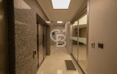 İDEALTEPE E5'TE PRESTİJLİ BİNADA KDVLİ 400 M2 KİRALIK PLAZA KATI