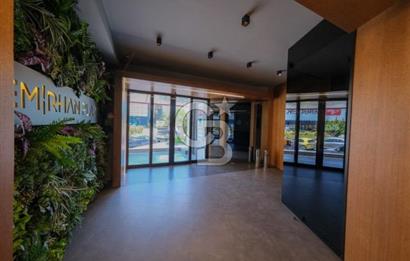 İDEALTEPE E5'TE PRESTİJLİ BİNADA KDVLİ 400 M2 KİRALIK PLAZA KATI