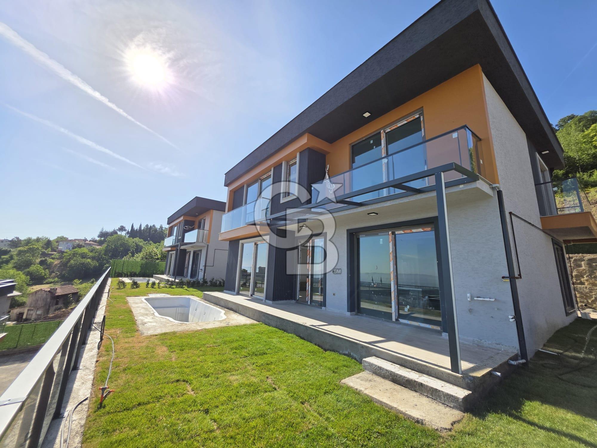 Yuvacık'ta Full Deniz Manzaralı+Müstakil havuz 4+1 Satılık Villa