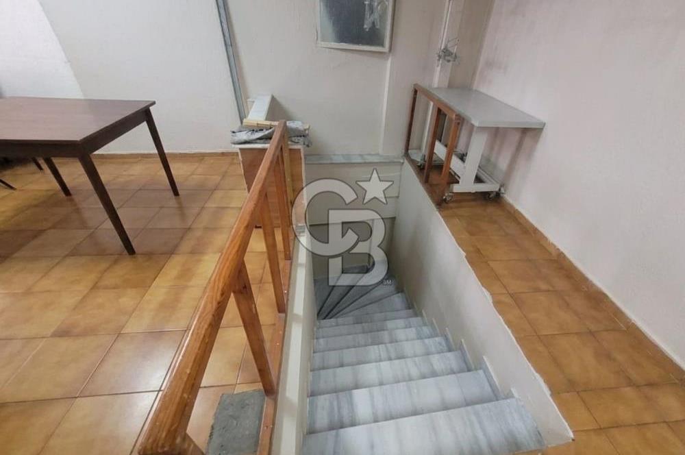 İZMİT TEPECİK MAHALLESİNDE İNÖNÜ CAD. SATILIK DÜKKAN
