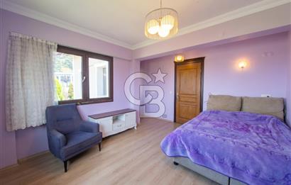 Kemalpaşa'da Satılık Müstakil Havuzlu Doğalgazlı Villa