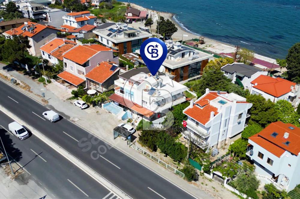 Urla Satılık Villa Sahilde 7+2