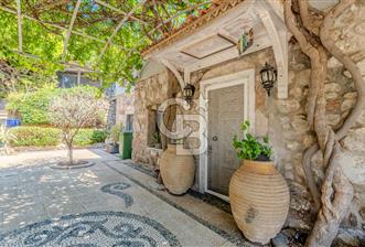 Bodrum Türkbükü’nde Eşyalı 1+1 Kış Bahçeli Müstakil Taş Ev - 2 - 354574