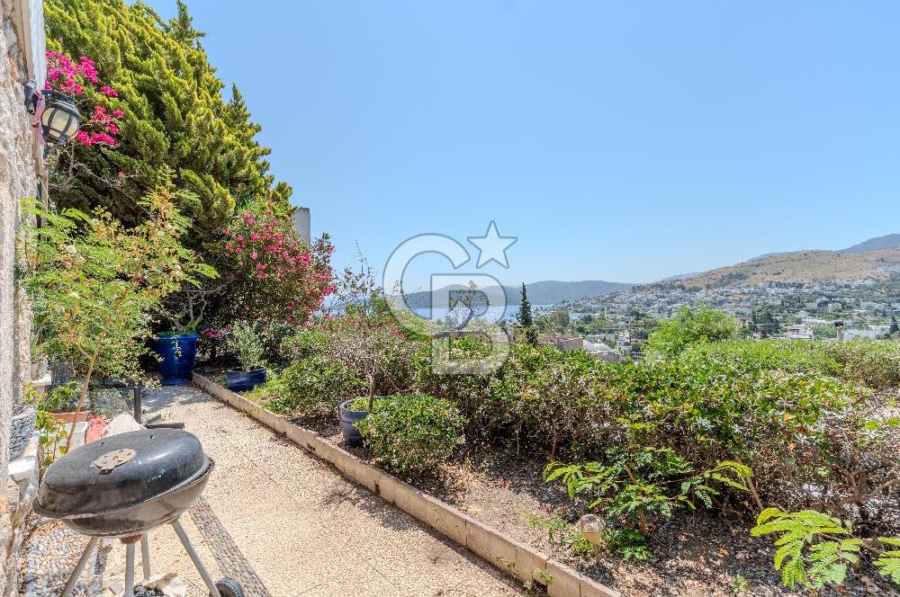 Bodrum Türkbükü’nde Eşyalı 1+1 Kış Bahçeli Müstakil Taş Ev