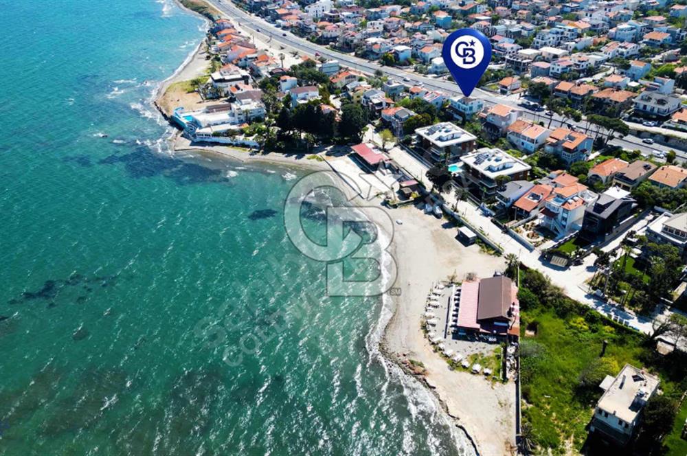 Urla Satılık Villa Sahilde 7+2