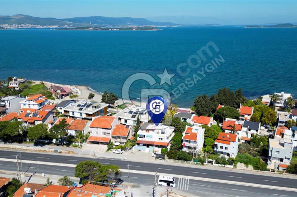 Urla Satılık Villa Sahilde 7+2