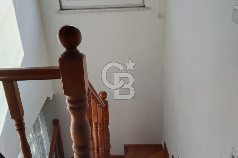 Kaz Daglarinda Havuzlu Sitede Satilik Dubleks Villa