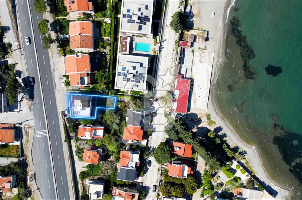 Urla Satılık Villa Sahilde 7+2