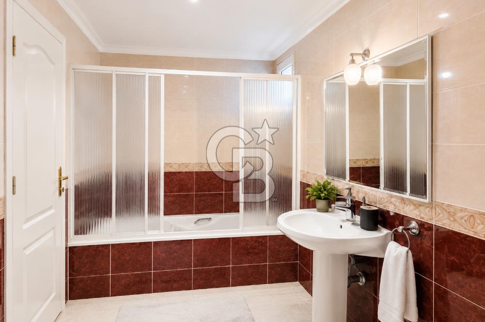 KARTEPE BALABAN KİRAZLIK EVLERİNDE SATILIK 4+1  VİLLA