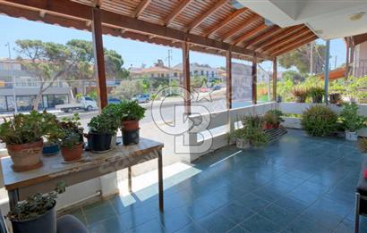 Urla Satılık Villa Sahilde 7+2