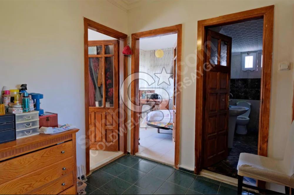 Urla Satılık Villa Sahilde 7+2