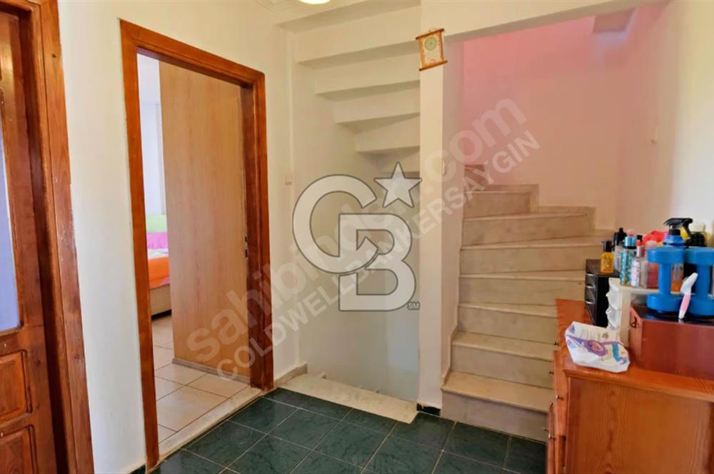 Urla Satılık Villa Sahilde 7+2