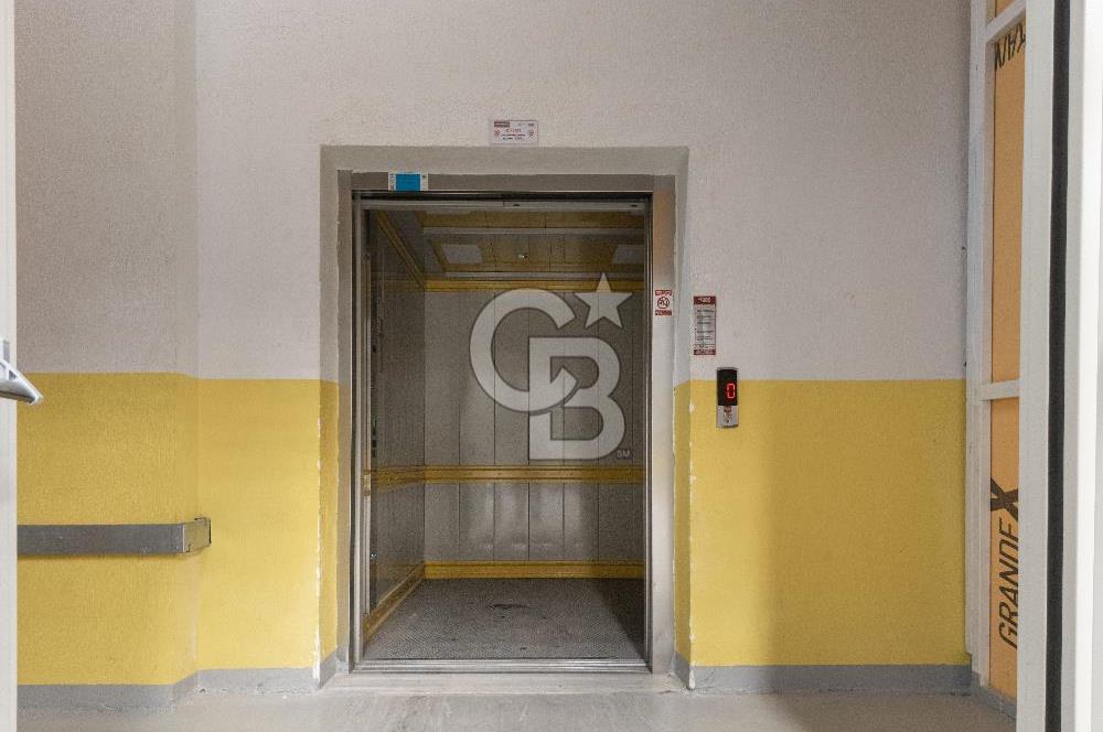 İzmir İTOB OSB'de yüksek tavanlı Prestijli Üretim Tesisi