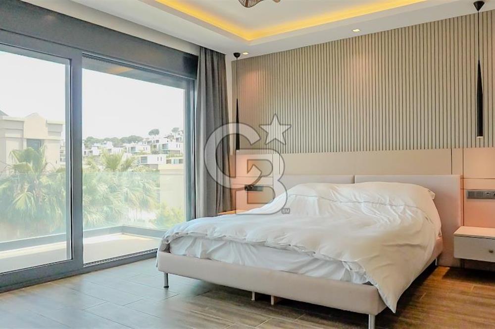 BODRUM HEBİL KOYUNDA ÖZEL HAVUZLU ŞÖMİNELİ LÜKS 6+2 VİLLA