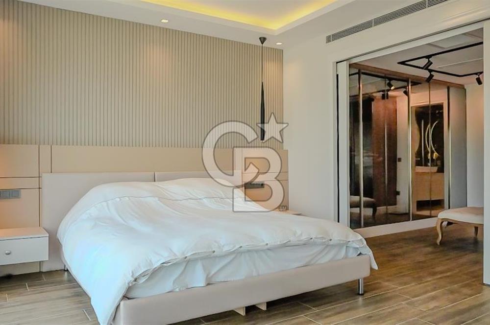 BODRUM HEBİL KOYUNDA ÖZEL HAVUZLU ŞÖMİNELİ LÜKS 6+2 VİLLA