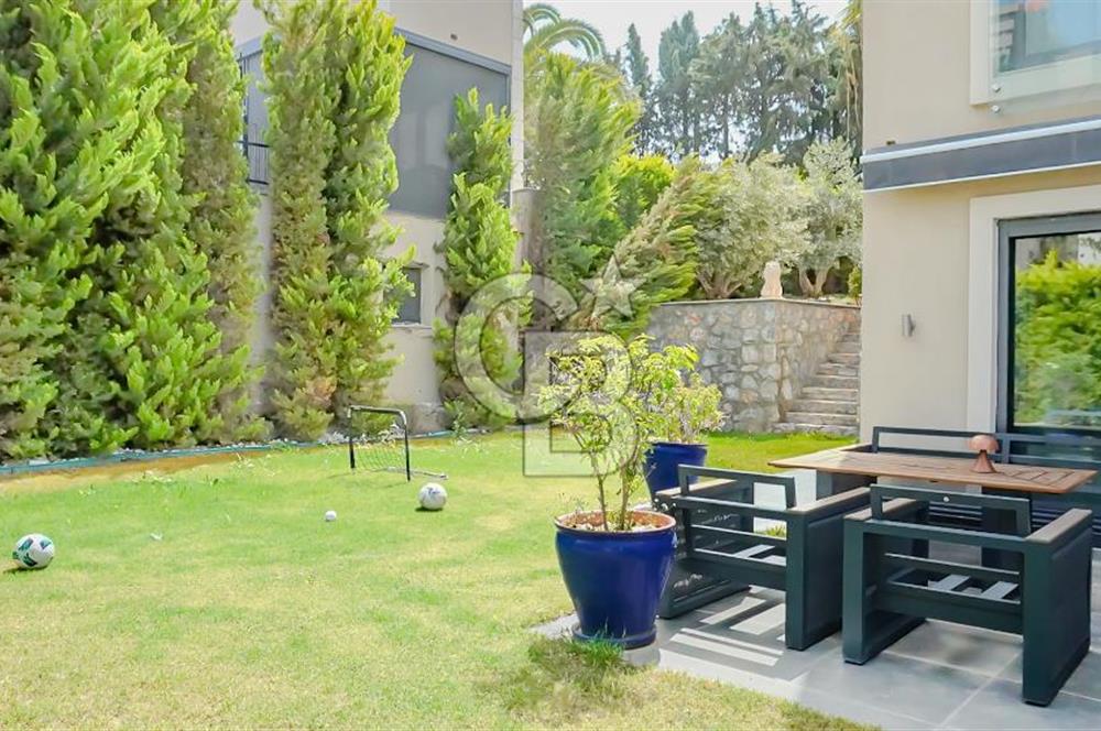 BODRUM HEBİL KOYUNDA ÖZEL HAVUZLU ŞÖMİNELİ LÜKS 6+2 VİLLA