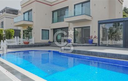 BODRUM HEBİL KOYUNDA ÖZEL HAVUZLU ŞÖMİNELİ LÜKS 6+2 VİLLA