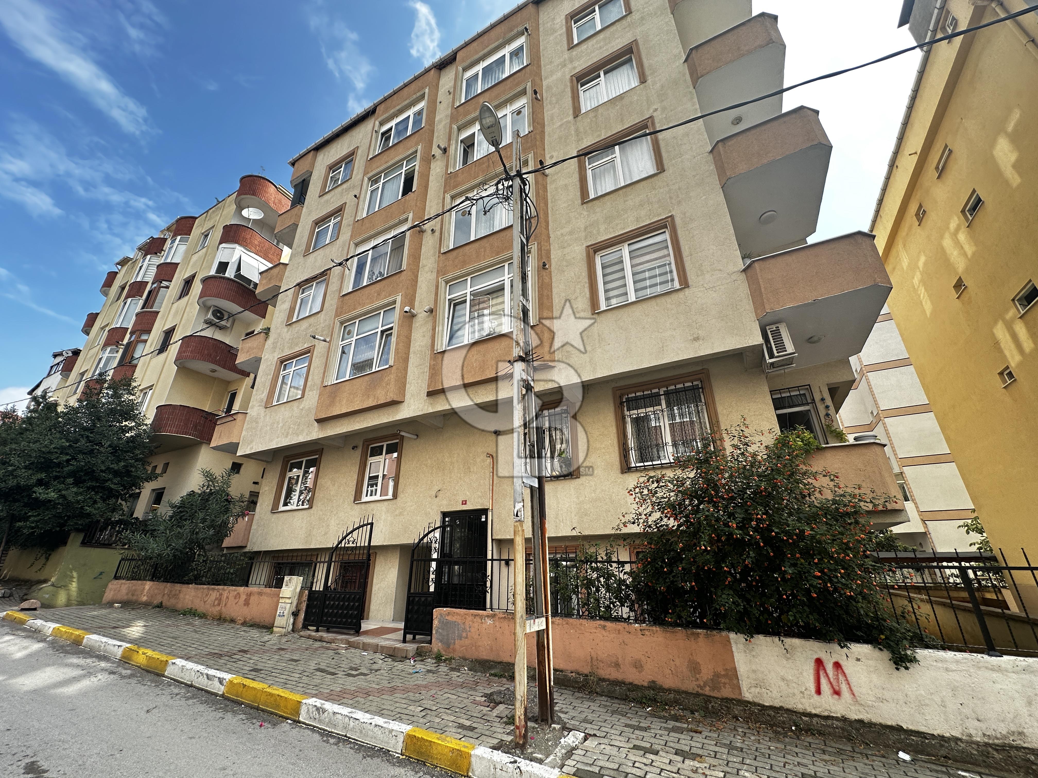 PENDİK GÜZELYALI MAHAHALLESİNDE SATILIK ARA KAT 3+1 DAİRE