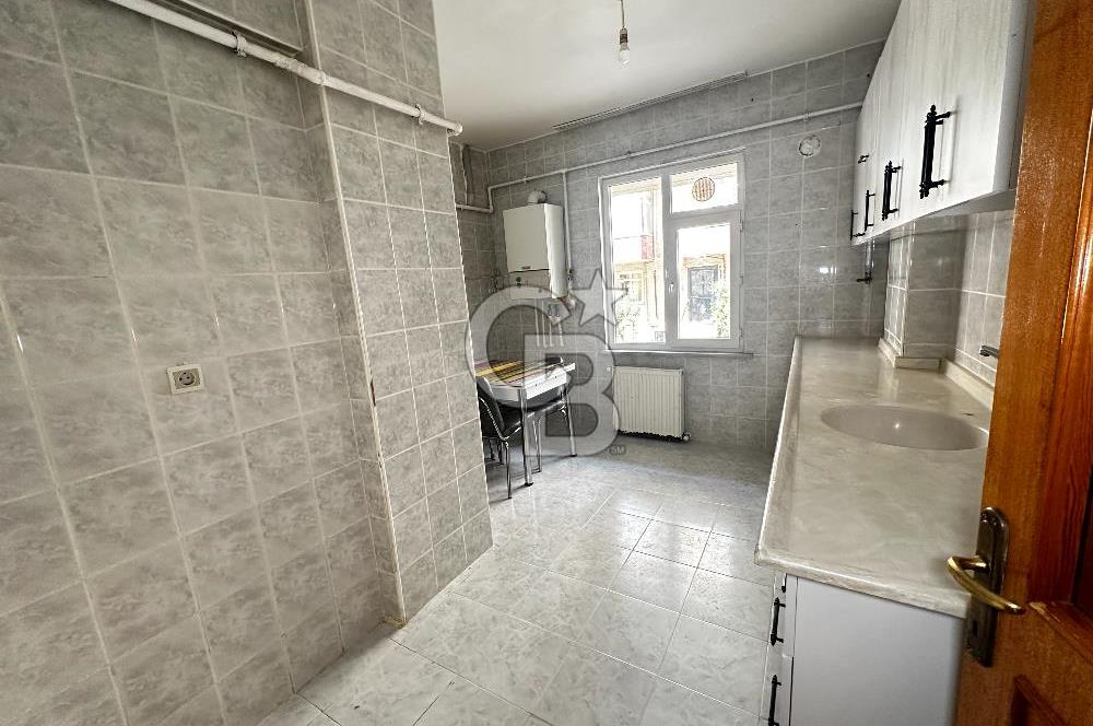 PENDİK GÜZELYALI MAHAHALLESİNDE SATILIK ARA KAT 3+1 DAİRE