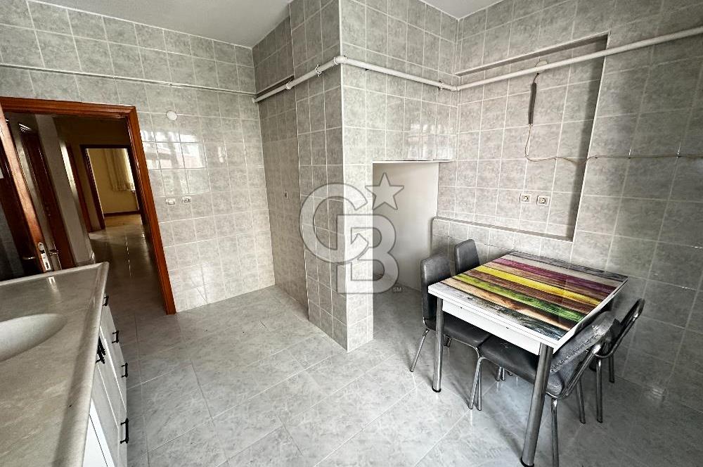 PENDİK GÜZELYALI MAHAHALLESİNDE SATILIK ARA KAT 3+1 DAİRE