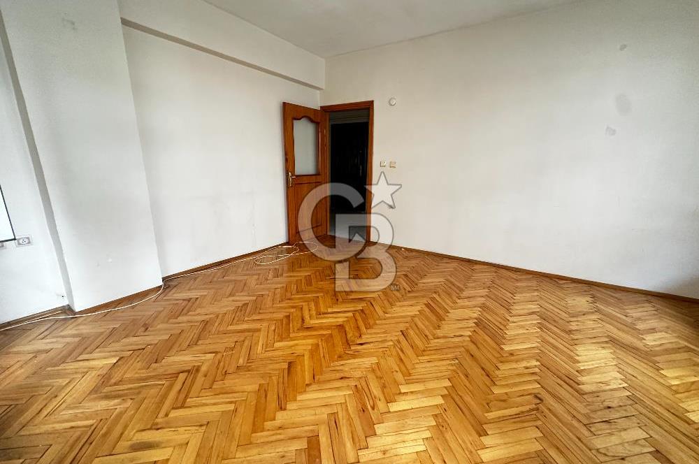 PENDİK GÜZELYALI MAHAHALLESİNDE SATILIK ARA KAT 3+1 DAİRE