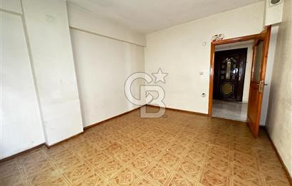 PENDİK GÜZELYALI MAHAHALLESİNDE SATILIK ARA KAT 3+1 DAİRE