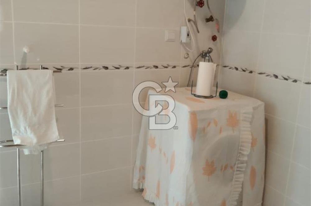 Kaz Daglarinda Havuzlu Sitede Satilik Dubleks Villa