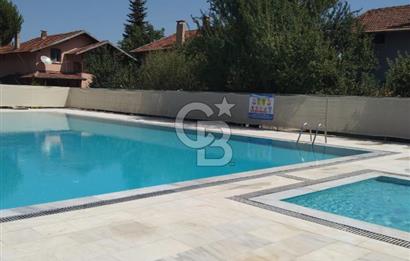 Kaz Daglarinda Havuzlu Sitede Satilik Dubleks Villa